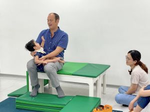MAES Therapy – Highly specialised courses in Taiwan for paediatric therapists wanting to improve treatment of children with Cerebral Palsy.