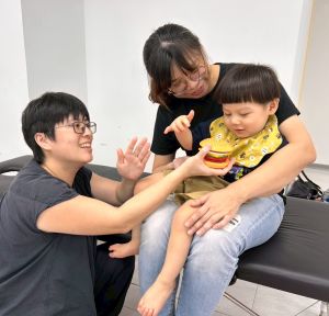 M.A.E.S. Therapy – Highly specialised courses in Taiwan for paediatric therapists wanting to improve treatment of children with Cerebral Palsy.